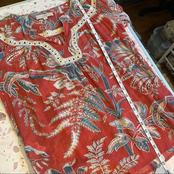 Ann Taylor Loft flowy floral bohemian blouse | top - Picture 9 of 12